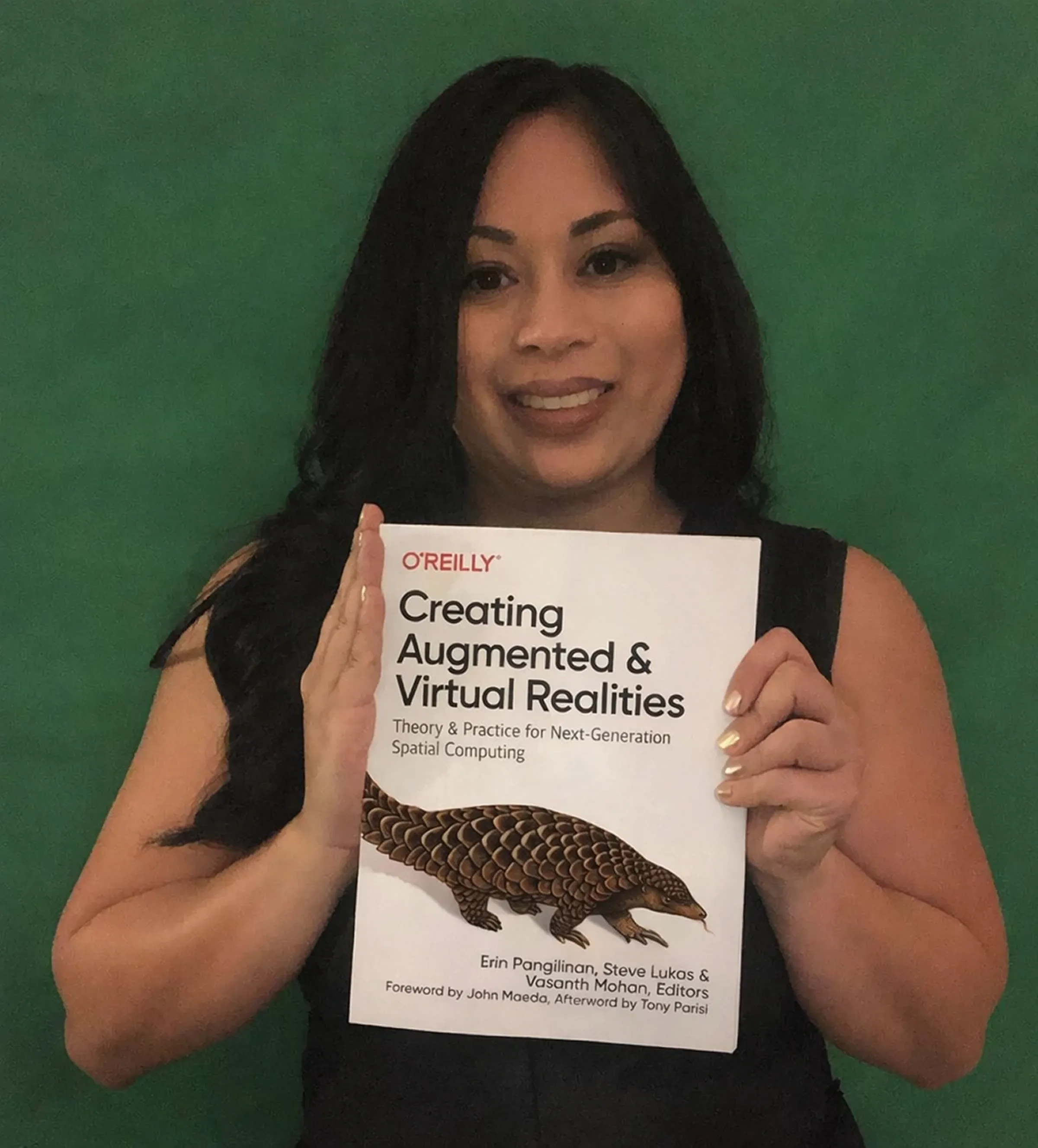 Erin Jerri - Book Headshot - No Glare - Webp